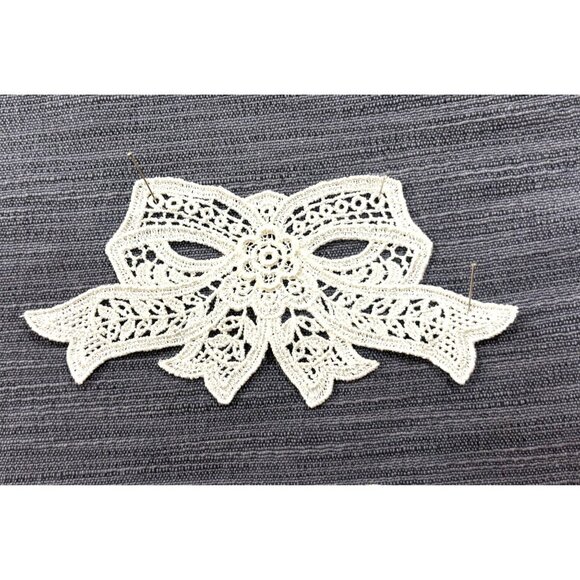 Set Of 6 Intricately Designed Ivory Bow Lace Appliques, Wedding Dress, Bridal Go - Picture 4 of 11